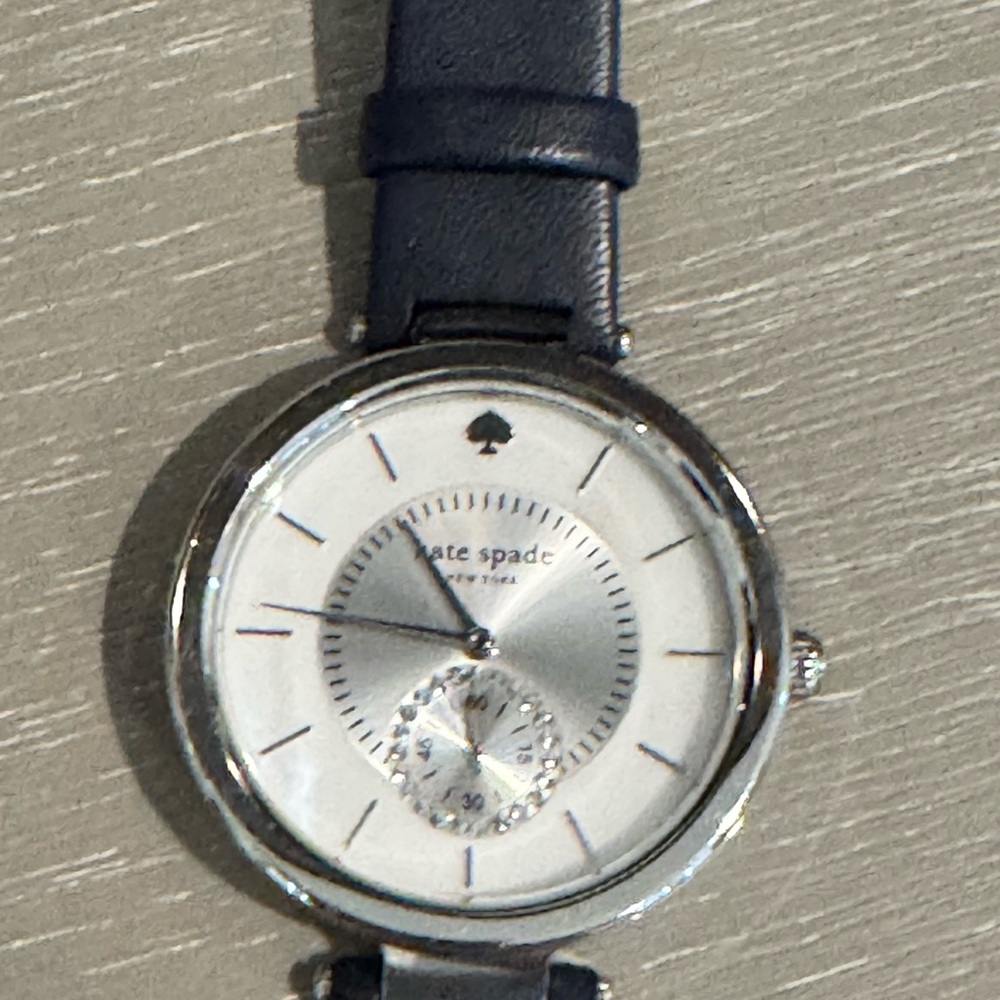 Kate Spade Men's Watch with Silver Dial and Navy Strap